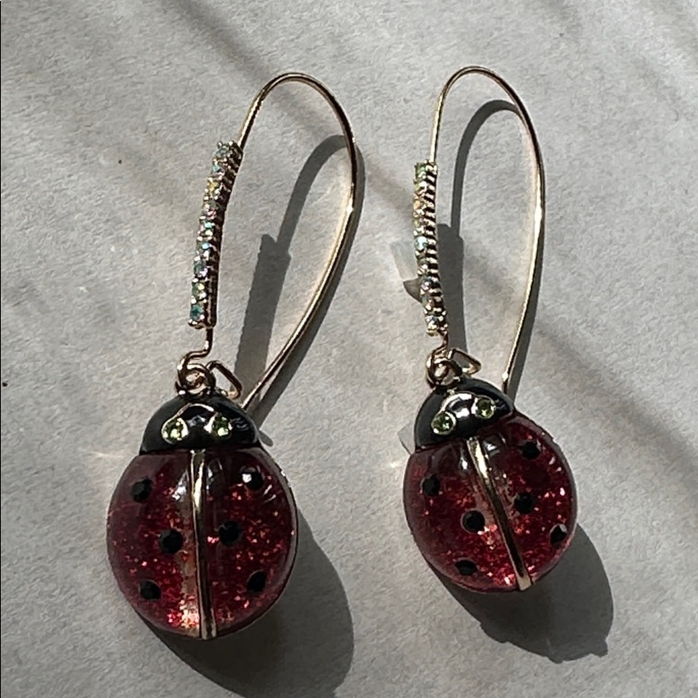 ❤️NWT Betsey Johnson Glitter Red Ladybug Drop Earrings Gold Tone Crystal Sparkle - Picture 12 of 16